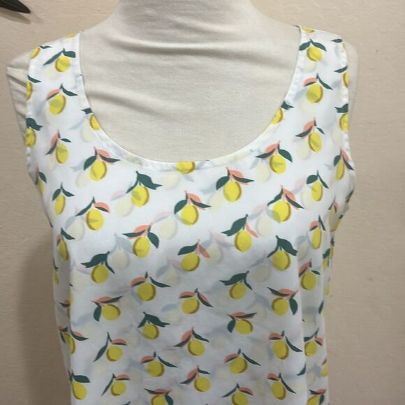 Maison Jules Lemon Print Sleeveless Blouse with Scalloped Hem - S - Picture 5 of 11